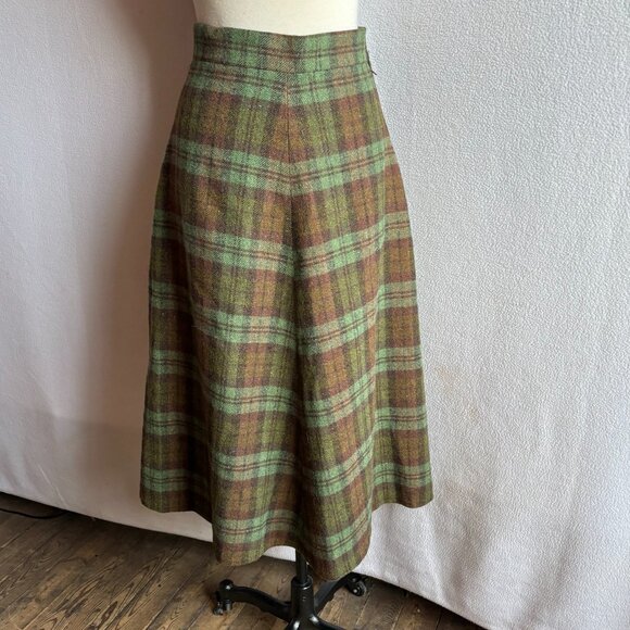 1950s-1970s Green Brown Wool Plaid Flare Skirt 28 Waist - Picture 7 of 11